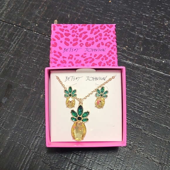 Betsey Johnson Jewelry - NWT Betsey Johnson necklace & earings